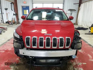 2016 Jeep Cherokee Limited with VIN 1C4PJMDS3GW204216, listed as a Copart auction lot 44033695 with 76,636 mi miles and Salvage Title. Bid and sale history available at DreamBid. Image 5.
