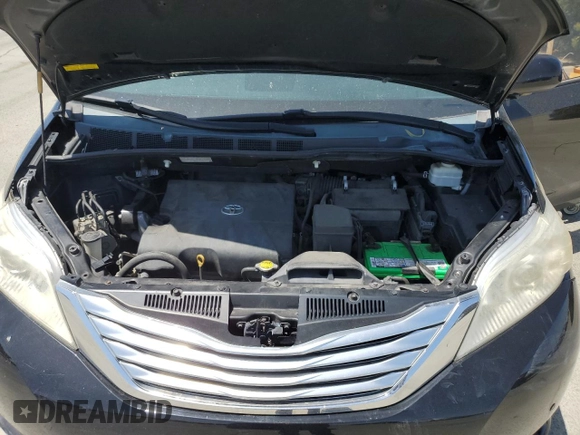 2011 Toyota Sienna XLE AAS z VIN 5TDYK3DC7BS111311, wystawiony jako Copart lot #57298675 z przebiegiem 131 597 mil mil oraz Szkoda całkowita • Salvage title. Historia ofert i sprzedaży dostępna na DreamBid. Obrazek 12.