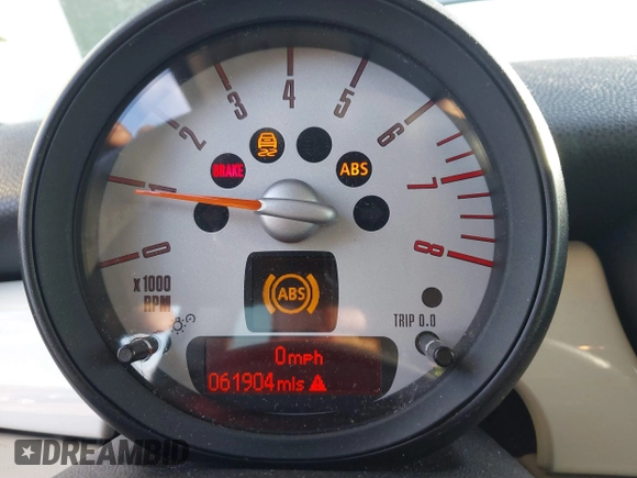 2013 MINI Hardtop S with VIN WMWSV3C53DT479714, listed as a IAAI auction lot 41685283 with 61,904 mi miles and . Bid and sale history available at DreamBid. Image 7.