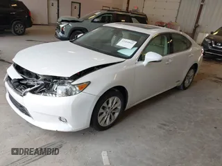 2014 Lexus ES 300h with VIN JTHBW1GG2E2067189, listed as a IAAI auction lot 42404843 with 182,798 mi miles and . Bid and sale history available at DreamBid. Image 2.