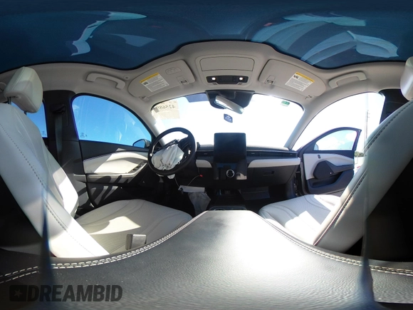 2023 Ford Mustang Mach-E Premium с VIN 3FMTK3RM2PMA18002, выставлен на аукционе IAAI как лот 42568946 с пробегом 26 495 миль миль и . История ставок и продаж доступна на DreamBid. Изображение 18.