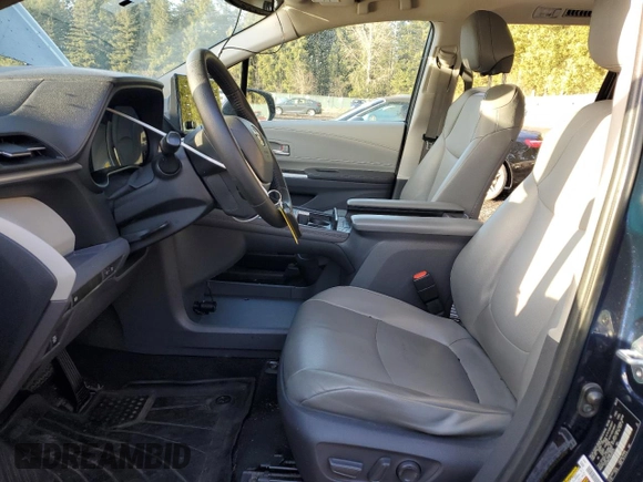 2021 Toyota Sienna XLE with VIN 5TDJRKEC4MS069575, listed as a Copart auction lot 44793525 with 141,319 mi miles and Salvage Title. Bid and sale history available at carsss.com. Image 7.