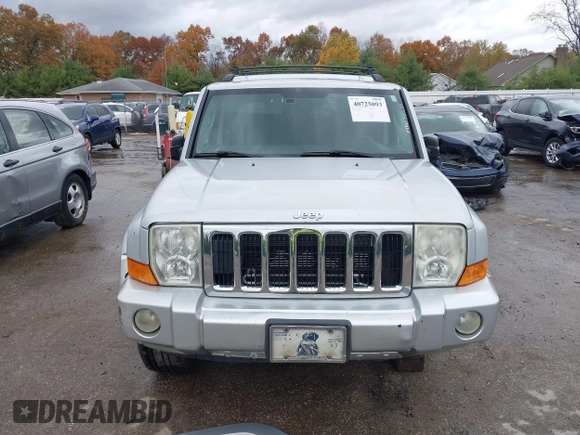 2008 Jeep Commander Limited with VIN 1J8HG58N68C124949, listed as a IAAI auction lot 40725093 with 180,307 mi miles. Bid and sale history available at carsss.com. Image 13.