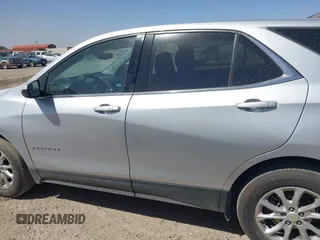 2020 Chevrolet Equinox LT with VIN 2GNAXUEV8L6165776, listed as a IAAI auction lot 41712136 with 132,479 mi miles. Bid and sale history available at carsss.com. Image 15.