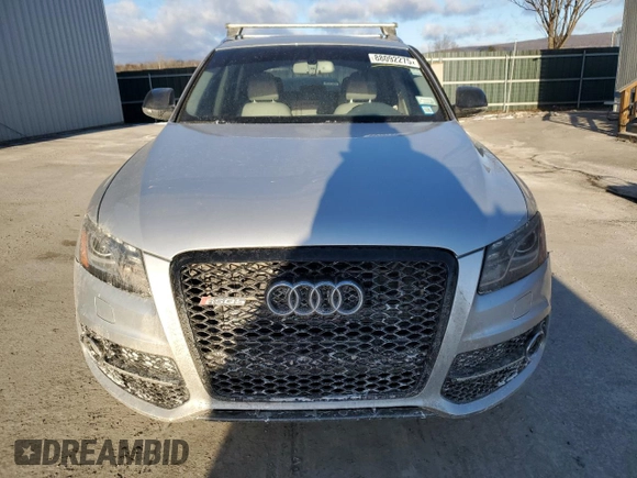 2011 Audi Q5 3.2L Premium Plus with VIN WA1DKAFP5BA070929, listed as a Copart auction lot 88092275 with 68,481 mi miles and Salvage Title. Bid and sale history available at carsss.com. Image 5.