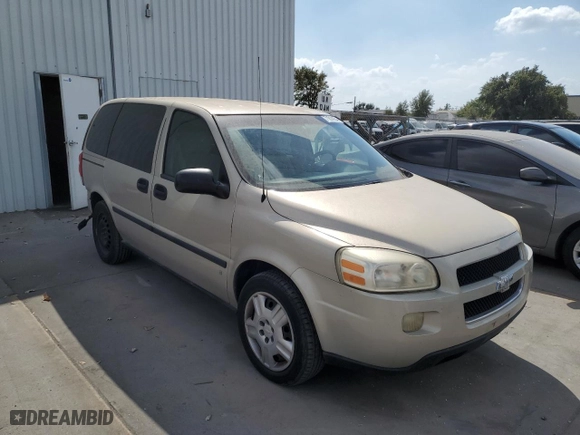 2007 Chevrolet Uplander LS with VIN 1GNDU23W27D194011, listed as a Copart auction lot 71814334 with NaN miles and Salvage Title. Bid and sale history available at carsss.com. Image 4.