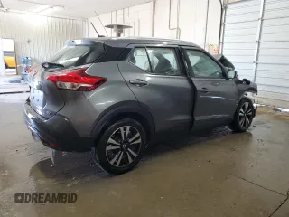 2019 Nissan Kicks SV with VIN 3N1CP5CU7KL554049, listed as a Copart auction lot 48328275 with 100,958 mi miles and Salvage Title. Bid and sale history available at carsss.com. Image 3.