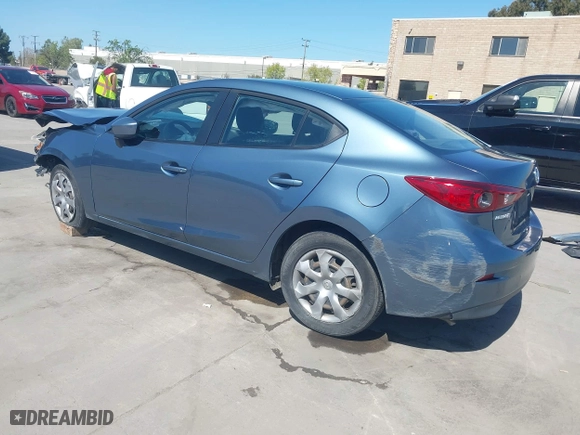 2014 Mazda Mazda3 i Sport with VIN JM1BM1U7XE1192670, listed as a IAAI auction lot 41991826 with 98,987 mi miles. Bid and sale history available at carsss.com. Image 3.