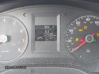 2011 Volkswagen Jetta SE with VIN 3VWDZ7AJ4BM324511, listed as a IAAI auction lot 42355964 with 122,509 mi miles and . Bid and sale history available at DreamBid. Image 7.