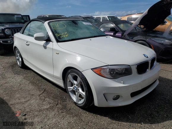 2013 BMW 1 Series 128i with VIN WBAUL7C56DVU09165, listed as a Copart auction lot 74231084 with 0 mi miles and Salvage Title. Bid and sale history available at carsss.com. Image 4.