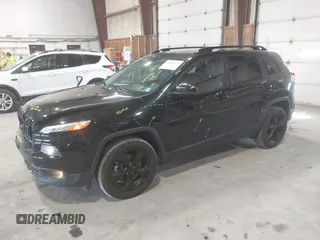 2018 Jeep Cherokee Limited z VIN 1C4PJMDX8JD554326, wystawiony jako IAAI lot #41843179 z przebiegiem 144 104 mil mil oraz . Historia ofert i sprzedaży dostępna na DreamBid. Obrazek 20.