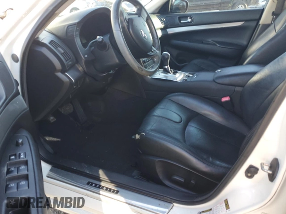 2015 Infiniti Q40 with VIN JN1CV6AP4FM501880, listed as a Copart auction lot 85672324 with 114,221 mi miles and Salvage Title. Bid and sale history available at carsss.com. Image 7.