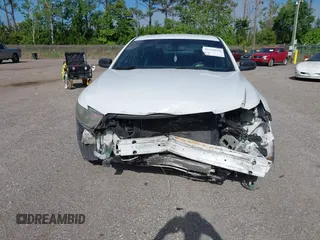 2017 Ford Police Interceptor z VIN 1FAHP2MK8HG123737, wystawiony jako IAAI lot #42128028 z przebiegiem 103 987 mil mil oraz . Historia ofert i sprzedaży dostępna na DreamBid. Obrazek 6.
