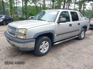 2004 Chevrolet Avalanche Z71 z VIN 3GNEK12TX4G226357, wystawiony jako IAAI lot #42507205 z przebiegiem 200 631 mil mil oraz . Historia ofert i sprzedaży dostępna na DreamBid. Obrazek 2.