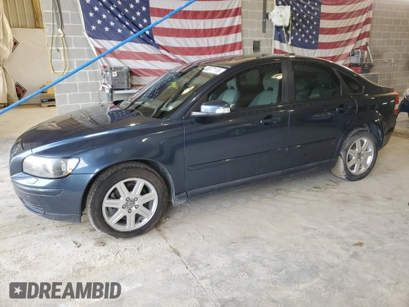 2007 Volvo S40 2.4L z VIN YV1MS382772261363, wystawiony jako Copart lot #60877115 z przebiegiem 214 124 mil mil oraz Czysty tytuł • Clean title. Historia ofert i sprzedaży dostępna na DreamBid. Obrazek 1.