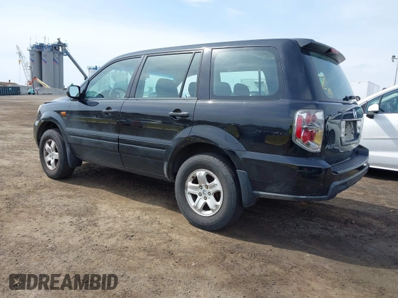 2007 Honda Pilot LX with VIN 5FNYF28117B044692, listed as a IAAI auction lot 42081205 with 173,744 mi miles and . Bid and sale history available at DreamBid. Image 3.