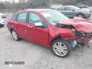 2011 Ford Focus SEL with VIN 1FAHP3HN3BW182086, listed as a IAAI auction lot 41148244 with 162,792 mi miles. Bid and sale history available at carsss.com. Image 1.