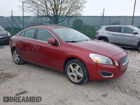 2012 Volvo S60 T5 with VIN YV1622FS6C2079928, listed as a IAAI auction lot 42021144 with 133,976 mi miles. Bid and sale history available at carsss.com. Image 1.