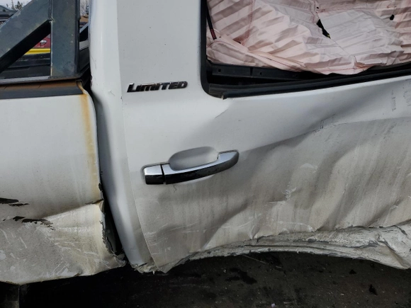 2008 Toyota Tundra 4WD Truck LTD with VIN 5TFDV58138X042985, listed as a Copart auction lot 43997215 with 156,184 mi miles and Salvage Title. Bid and sale history available at carsss.com. Image 11.