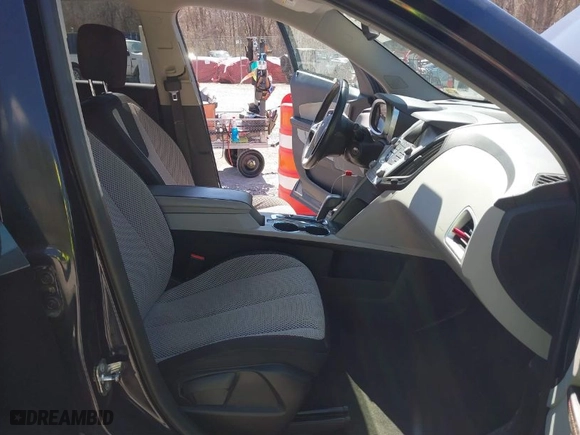 2015 Chevrolet Equinox LT with VIN 2GNFLFEK7F6145025, listed as a IAAI auction lot 41889477 with 84,751 mi miles. Bid and sale history available at carsss.com. Image 5.