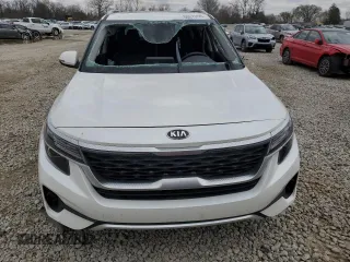 2021 Kia Seltos EX with VIN KNDERCAA1M7228820, listed as a Copart auction lot 50315725 with 44,061 mi miles and Salvage Title. Bid and sale history available at carsss.com. Image 5.