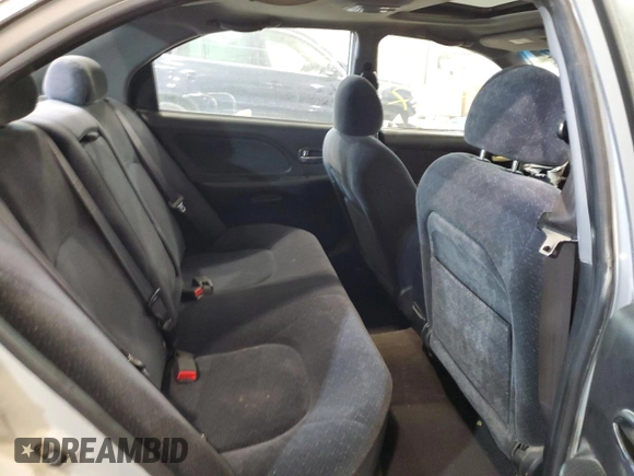 2005 Hyundai Sonata GL with VIN KMHWF25H05A169449, listed as a Copart auction lot 40015383 with 171,927 mi miles and Non Repairable. Bid and sale history available at carsss.com. Image 6.