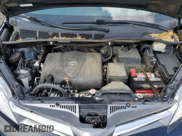 2018 Toyota Sienna XLE с VIN 5TDDZ3DCXJS194807, выставлен на аукционе Copart как лот 54362735 с пробегом 47 018 миль миль и Списание • Salvage title. История ставок и продаж доступна на DreamBid. Изображение 12.