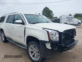 2015 GMC Yukon XL SLT with VIN 1GKS1HKC6FR178371, listed as a IAAI auction lot 41896486 with 159,282 mi miles. Bid and sale history available at carsss.com. Image 6.