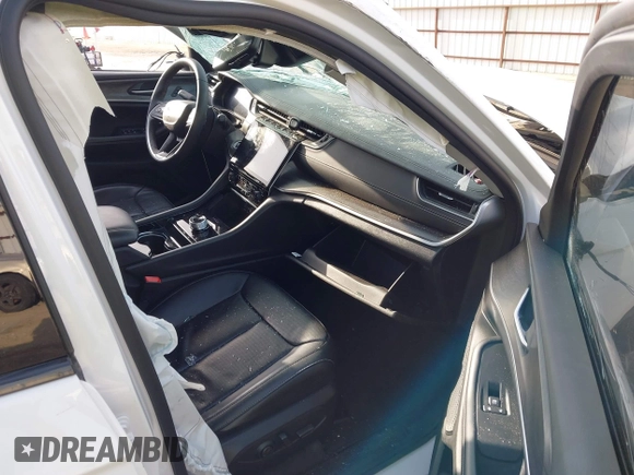 2023 Jeep Grand Cherokee Limited with VIN 1C4RJGBG2PC502847, listed as a IAAI auction lot 42471744 with 33,310 mi miles and . Bid and sale history available at DreamBid. Image 5.
