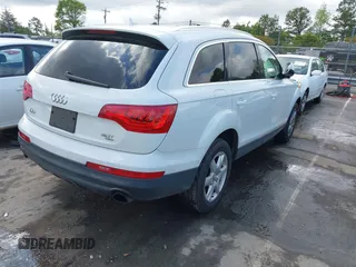 2014 Audi Q7 Premium z VIN WA1CGAFE8ED020377, wystawiony jako IAAI lot #42023021 z przebiegiem 73 313 mil mil oraz . Historia ofert i sprzedaży dostępna na DreamBid. Obrazek 4.