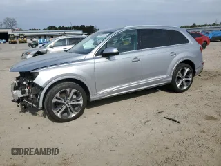 2021 Audi Q7 Premium Plus with VIN WA1LXAF7XMD041229, listed as a Copart auction lot 49899975 with 73,560 mi miles and Clean title. Bid and sale history available at DreamBid. Image 1.