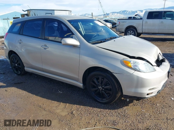 2003 Toyota Matrix Std with VIN 2T1KR32E53C051738, listed as a IAAI auction lot 41637914 with 195,006 mi miles. Bid and sale history available at carsss.com. Image 1.