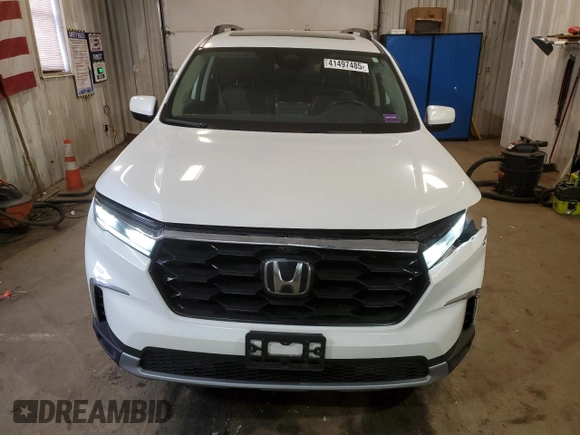 2024 Honda Pilot Elite with VIN 5FNYG1H86RB008231, listed as a Copart auction lot 41497485 with 12,829 mi miles and Salvage Title. Bid and sale history available at carsss.com. Image 5.