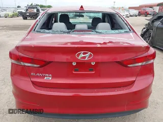 2017 Hyundai Elantra SE z VIN 5NPD74LF8HH209490, wystawiony jako IAAI lot #42016444 z przebiegiem 80 923 mil mil oraz . Historia ofert i sprzedaży dostępna na DreamBid. Obrazek 16.