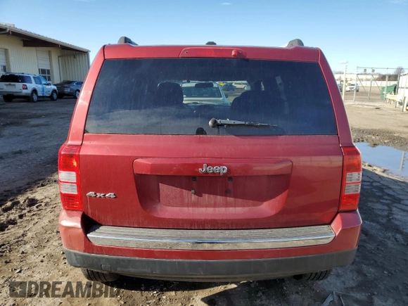 2012 Jeep Patriot Latitude with VIN 1C4NJRFB1CD689804, listed as a Copart auction lot 47253525 with 82,750 mi miles and Salvage Title. Bid and sale history available at carsss.com. Image 6.