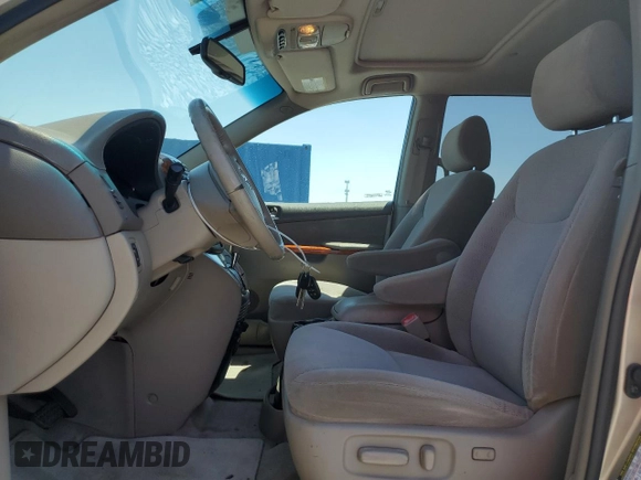 2007 Toyota Sienna XLE with VIN 5TDZK22C27S046375, listed as a Copart auction lot 53268475 with 217,265 mi miles and Clean Title. Bid and sale history available at carsss.com. Image 7.