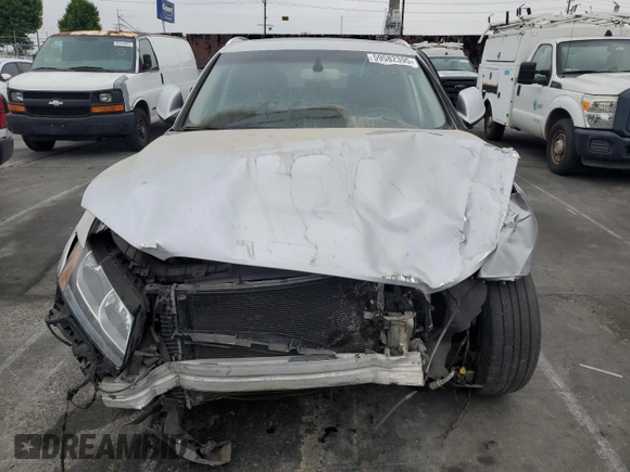 2011 Audi Q5 Premium with VIN WA1CFAFPXBA047825, listed as a Copart auction lot 59582395 with 91,581 mi miles and Salvage title. Bid and sale history available at DreamBid. Image 5.