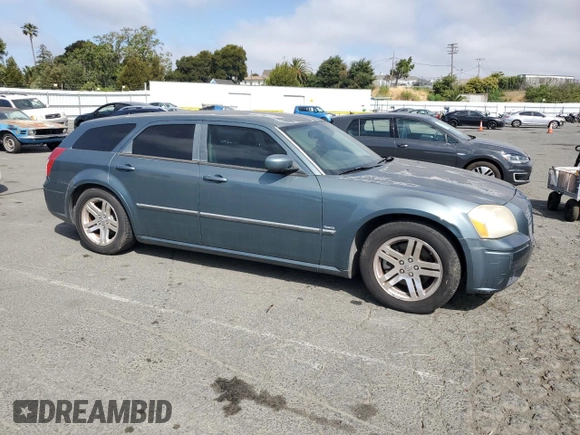 2005 Dodge Magnum RT z VIN 2D4GV58255H622666, wystawiony jako Copart lot #61098065 z przebiegiem 113 214 mil mil oraz Czysty tytuł • Clean title. Historia ofert i sprzedaży dostępna na DreamBid. Obrazek 4.