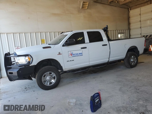 2022 Ram 2500 Tradesman with VIN 3C6UR5HL7NG335589, listed as a Copart auction lot 74685474 with 59,901 mi miles and Salvage title. Bid and sale history available at DreamBid. Image 1.