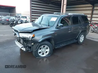 2018 Toyota 4Runner SR5 z VIN JTEZU5JR4J5184719, wystawiony jako IAAI lot #41689185 z przebiegiem 97 501 mil mil oraz . Historia ofert i sprzedaży dostępna na DreamBid. Obrazek 2.