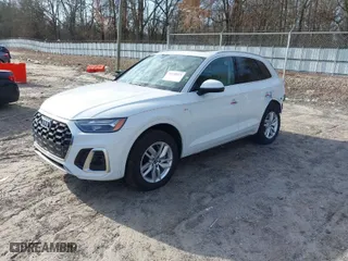 2022 Audi Q5 S line Premium with VIN WA1GAAFYXN2047461, listed as a IAAI auction lot 41542651 with NaN miles. Bid and sale history available at carsss.com. Image 2.