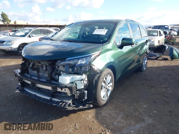2024 Toyota Sienna XLE with VIN 5TDJSKFC7RS135935, listed as a IAAI auction lot 41409630 with 5,477 mi miles and . Bid and sale history available at DreamBid. Image 2.