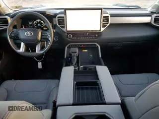 2024 Toyota Tundra Limited Hybrid z VIN 5TFWC5DB5RX073881, wystawiony jako Copart lot #48943975 z przebiegiem 7 652 mil mil oraz Szkoda całkowita • Salvage title. Historia ofert i sprzedaży dostępna na DreamBid. Obrazek 8.