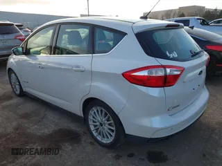 2016 Ford C-Max SEL with VIN 1FADP5BU3GL112896, listed as a IAAI auction lot 41108730 with 146,761 mi miles and . Bid and sale history available at DreamBid. Image 3.