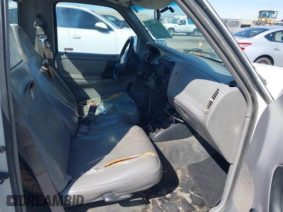 1999 Ford Ranger XL with VIN 1FTYR10C0XUA36539, listed as a IAAI auction lot 41865437 with 246,810 mi miles. Bid and sale history available at carsss.com. Image 5.