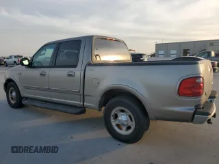 2003 Ford F-150 XLT with VIN 1FTRW07L03KA85176, listed as a Copart auction lot 50539415 with 268,175 mi miles and Salvage Title. Bid and sale history available at carsss.com. Image 2.