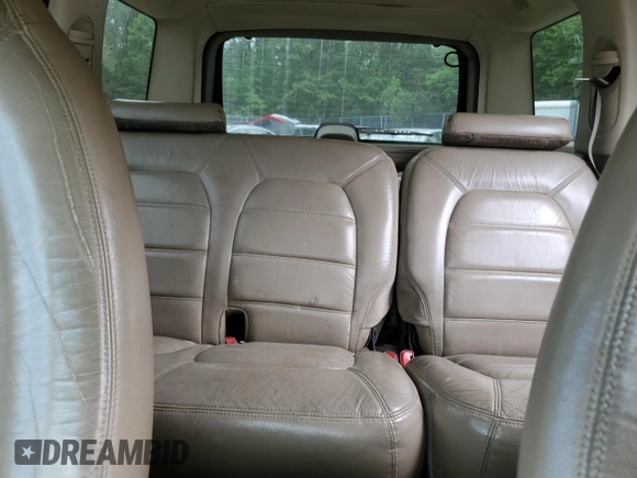 2002 Ford Explorer XLT с VIN 1FMZU73E12ZA10462, выставлен на аукционе Copart как лот 58245845 с пробегом 245 841 миль миль и Списание • Salvage title. История ставок и продаж доступна на DreamBid. Изображение 10.