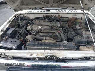 1989 Toyota Pickup with VIN JT4VN82N5K5001276, listed as a IAAI auction lot 41505552 with 196,949 mi miles and . Bid and sale history available at DreamBid. Image 10.