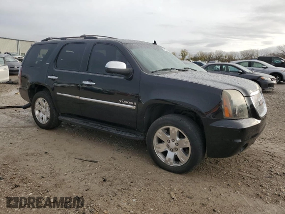 2008 GMC Yukon SLE w/3SB with VIN 1GKFK13078J136349, listed as a Copart auction lot 77930474 with 169,277 mi miles and Salvage Title. Bid and sale history available at carsss.com. Image 4.