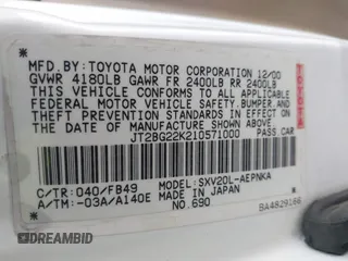 2001 Toyota Camry CE with VIN JT2BG22K210571000, listed as a IAAI auction lot 42061153 with 203,182 mi miles. Bid and sale history available at carsss.com. Image 9.